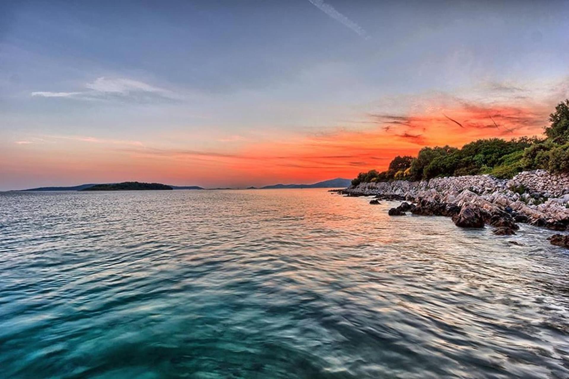 Traditional Dalmatian Stone House By The Sea Okrug Gornji Buitenkant foto